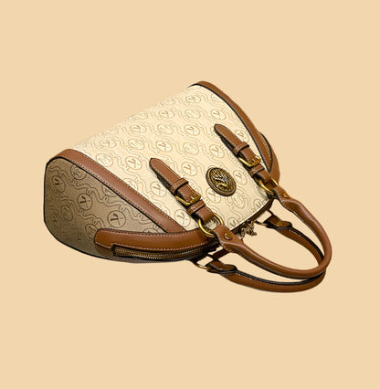 The Veroa Shell Shoulder Bag