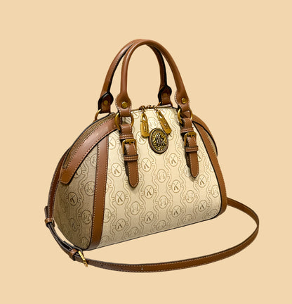 The Veroa Shell Shoulder Bag